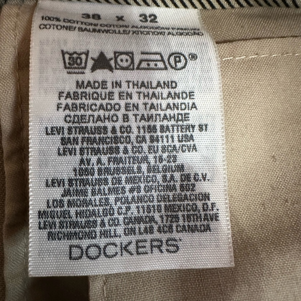 Dockers Premium Relaxed Fit Pants - Picture 6 of 7